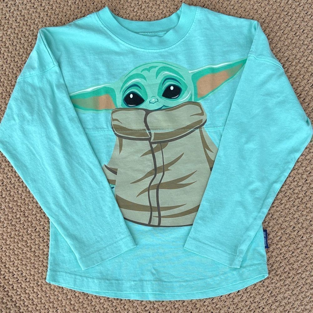 Disney Parks MandalorianβBaby Yoda Spirit Jersey Youth XS Like New!